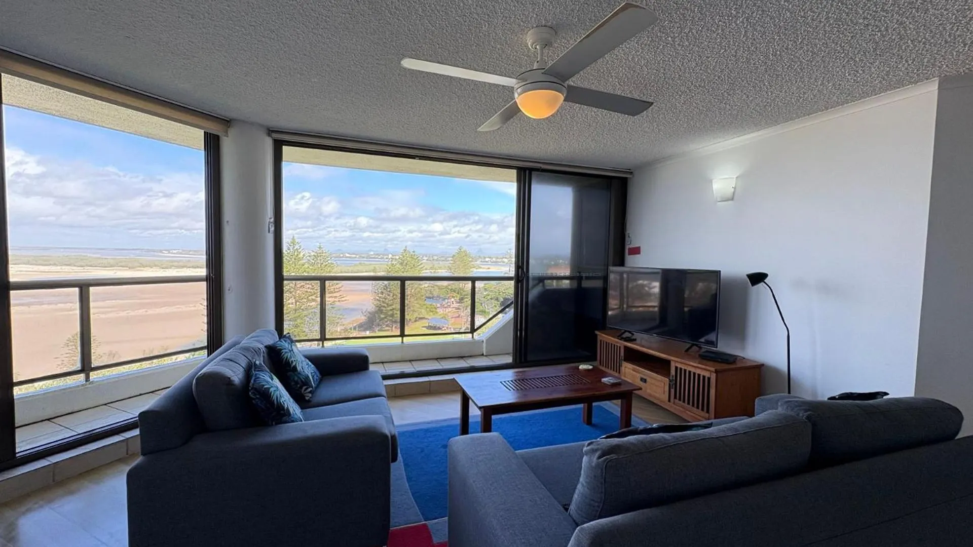 Araluen Unit 14 Apartment Golden Beach 0*,  Australia