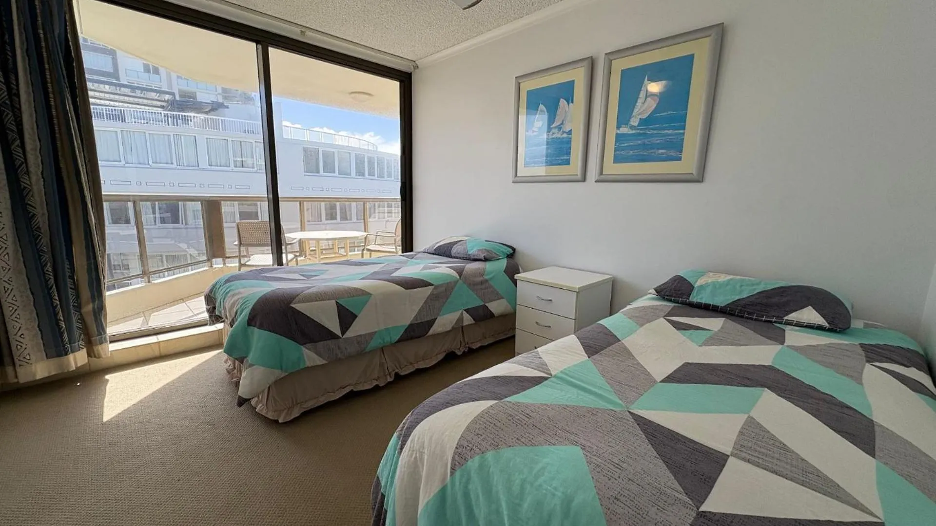 Araluen Unit 14 Apartment Golden Beach Australia