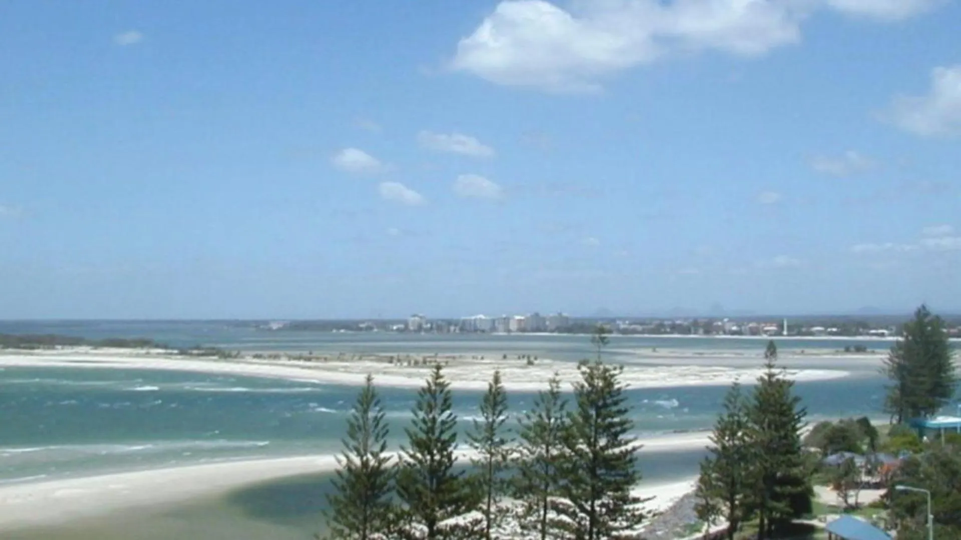 Araluen Unit 14 Apartment Golden Beach